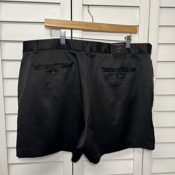Banana Republic Satin Tie Waist 4" Shorts Women's Size 18 Black NWT - Picture 7 of 10